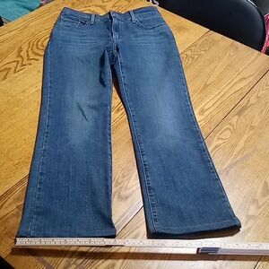LEVIS Jeans Womens 8 BLUE CLASSIC BOOT CUT ?? Preowned Used HEM